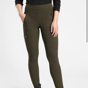Athleta Headlands Hybrid Cargo